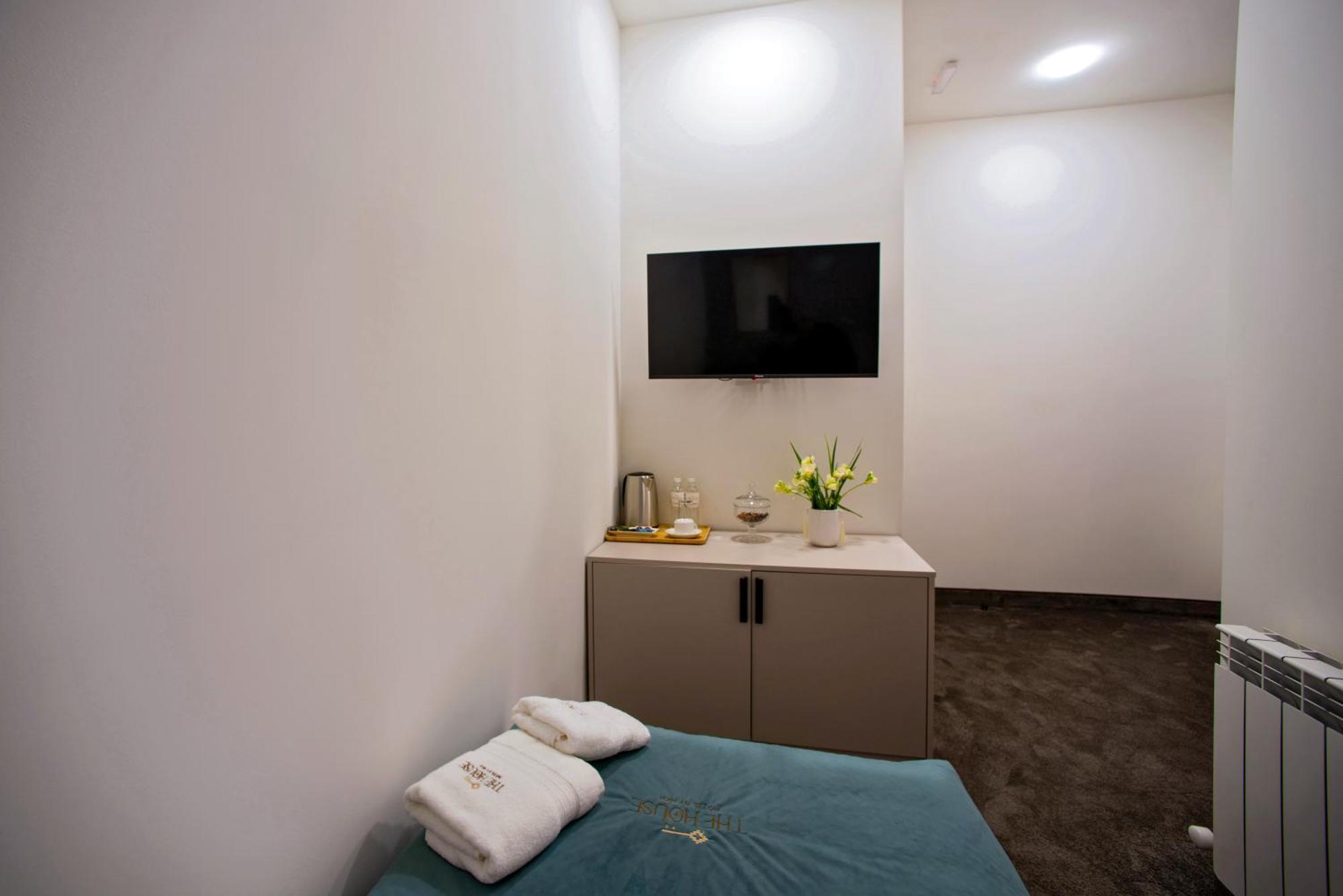 The House Hotel Yerevan Ngoại thất bức ảnh