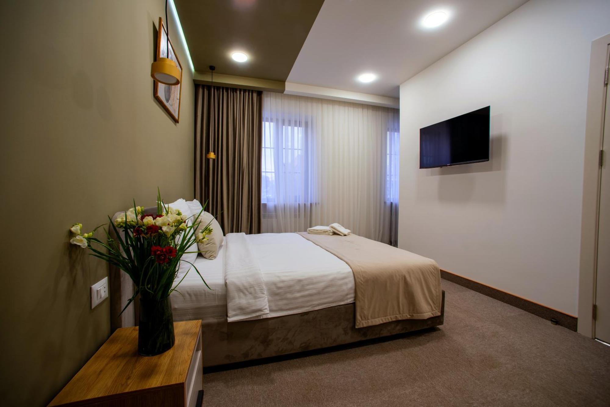 The House Hotel Yerevan Ngoại thất bức ảnh