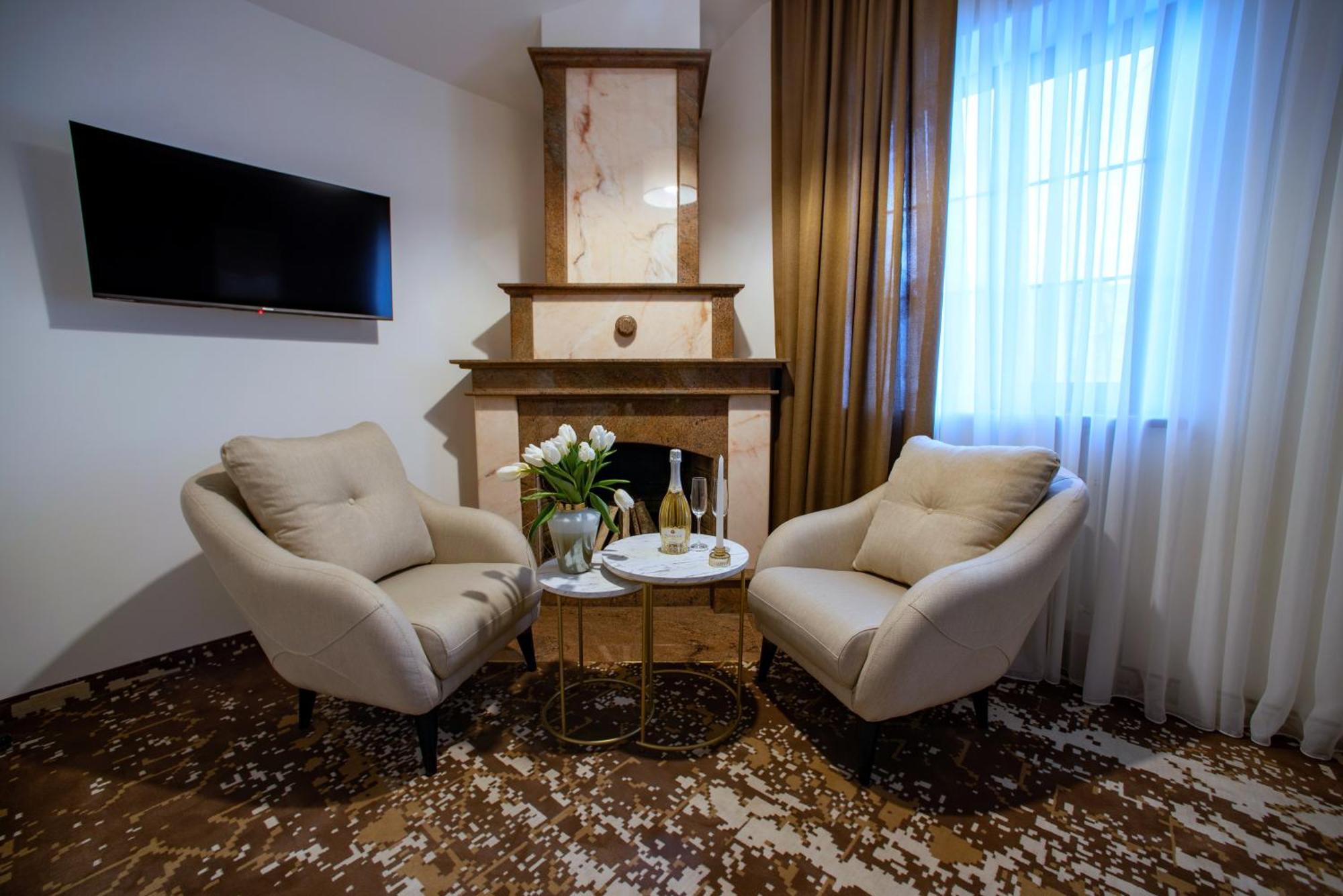 The House Hotel Yerevan Ngoại thất bức ảnh